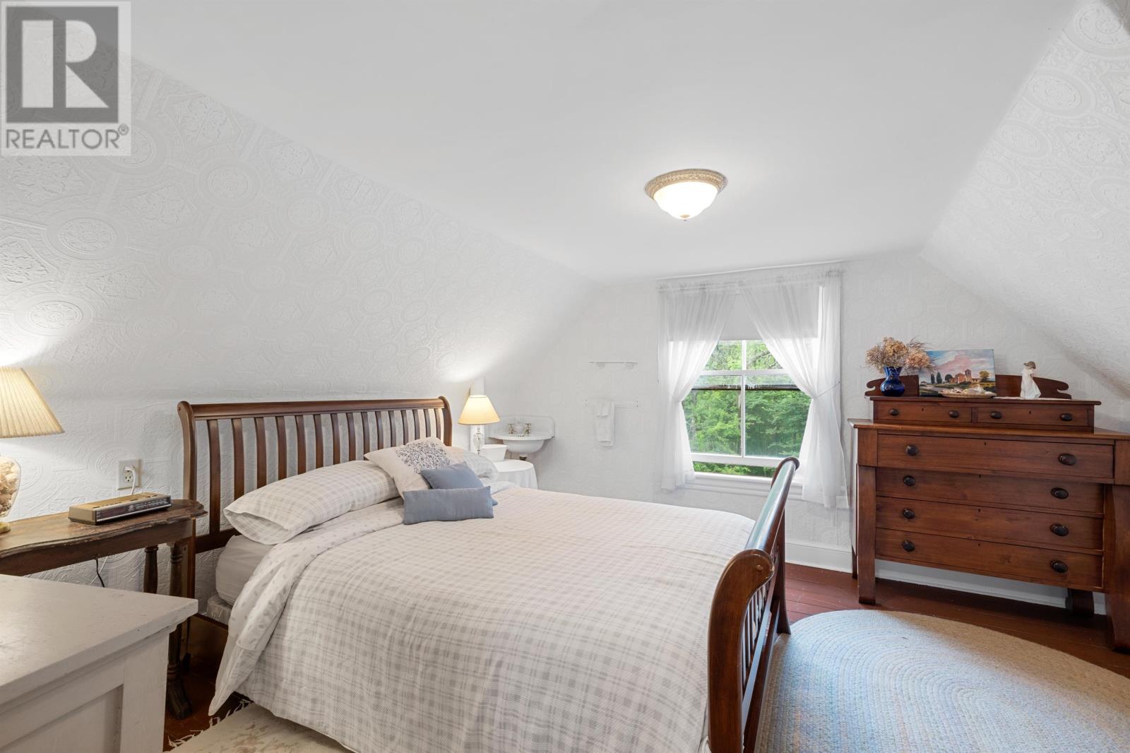 9 East Royalty Road, Georgetown, Prince Edward Island  C0A 1L0 - Photo 32 - 202418386