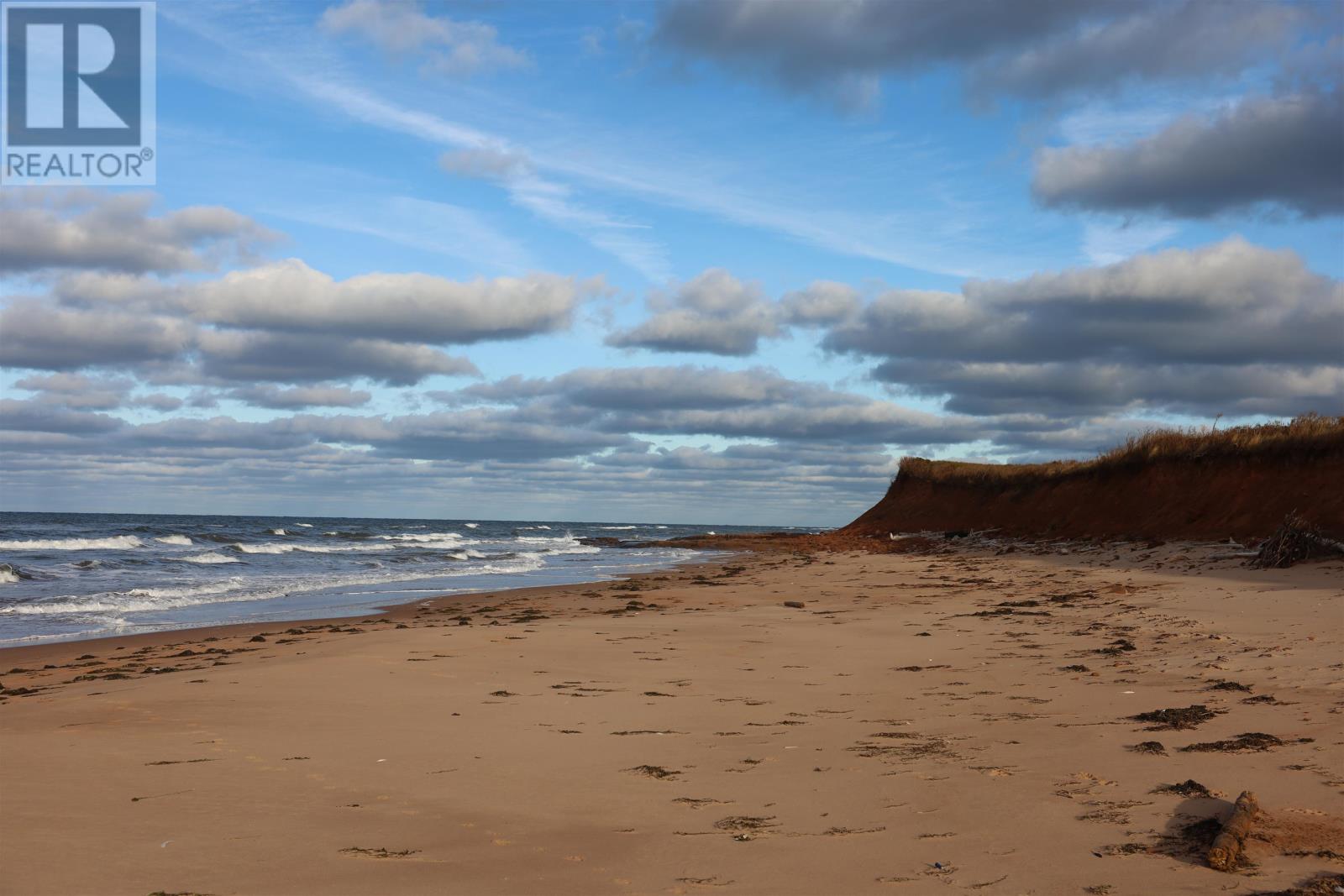 10 Swallow Point Road, Goose River, Prince Edward Island  C0A 2A0 - Photo 1 - 202425958