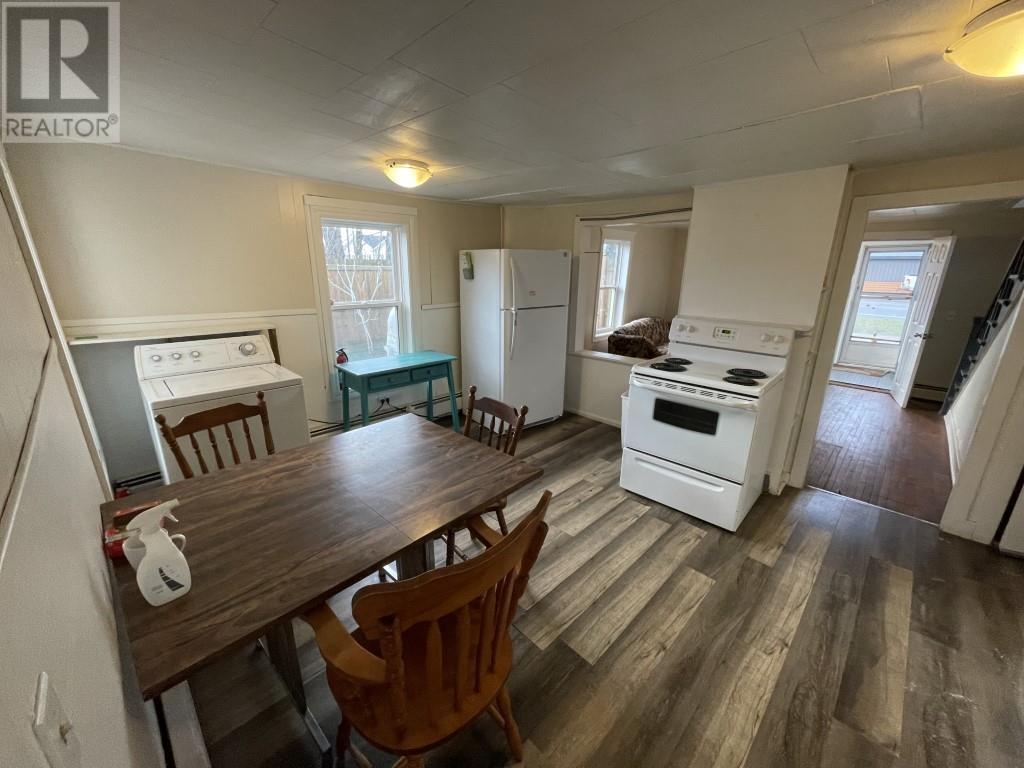 422 Main Street, Alberton, Prince Edward Island  C0B 1B0 - Photo 3 - 202427335