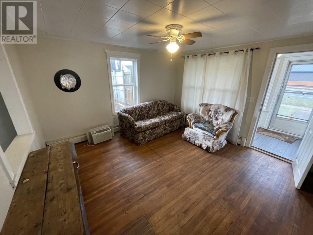 422 Main Street, Alberton, Prince Edward Island  C0B 1B0 - Photo 7 - 202427335