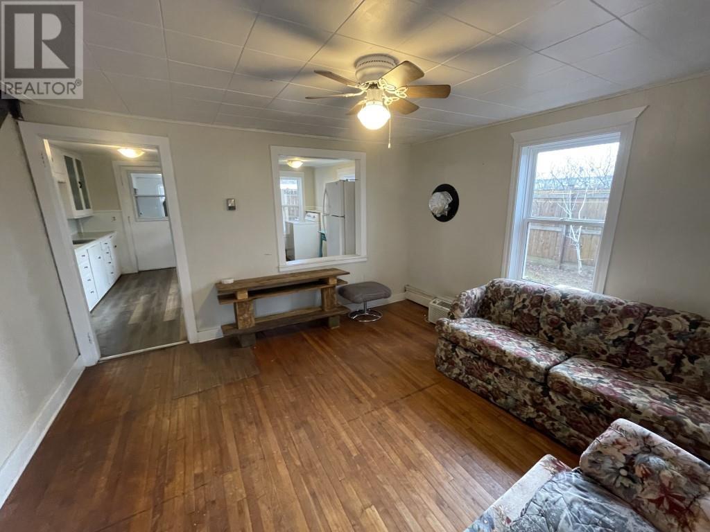 422 Main Street, Alberton, Prince Edward Island  C0B 1B0 - Photo 9 - 202427335