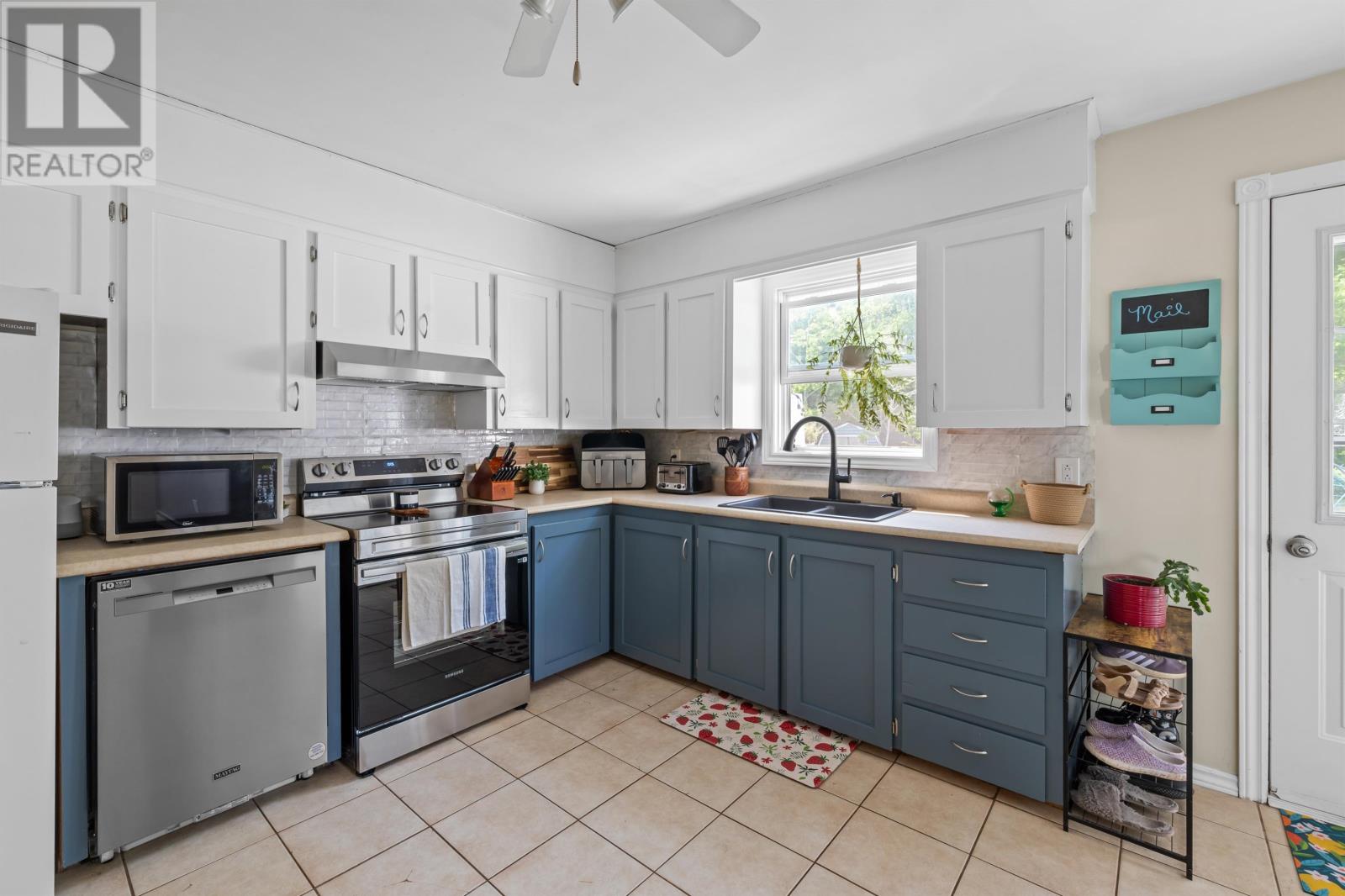 28 Macintosh Drive, Stratford, Prince Edward Island  C1B 1K5 - Photo 17 - 202514026