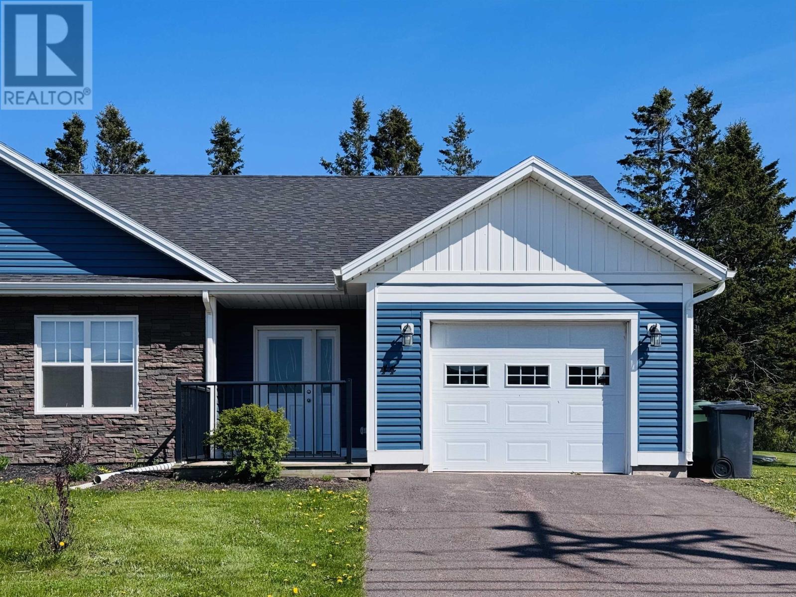 44 Gilbert Drive, East Royalty, Prince Edward Island  C1C 0W2 - Photo 1 - 202514041