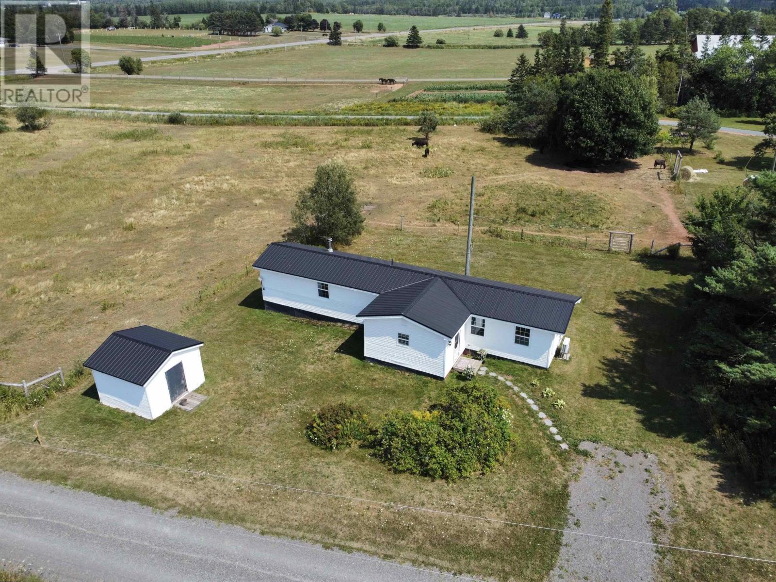 3567 Rte 3 Summerville, Montague, Prince Edward Island C0A 1R0 - Photo 1 - 202521883